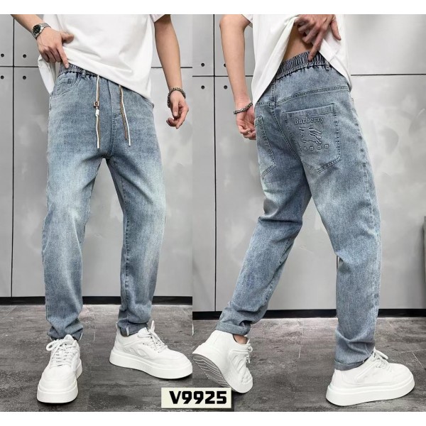 Trendy jeans
