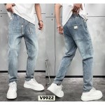 Trendy jeans